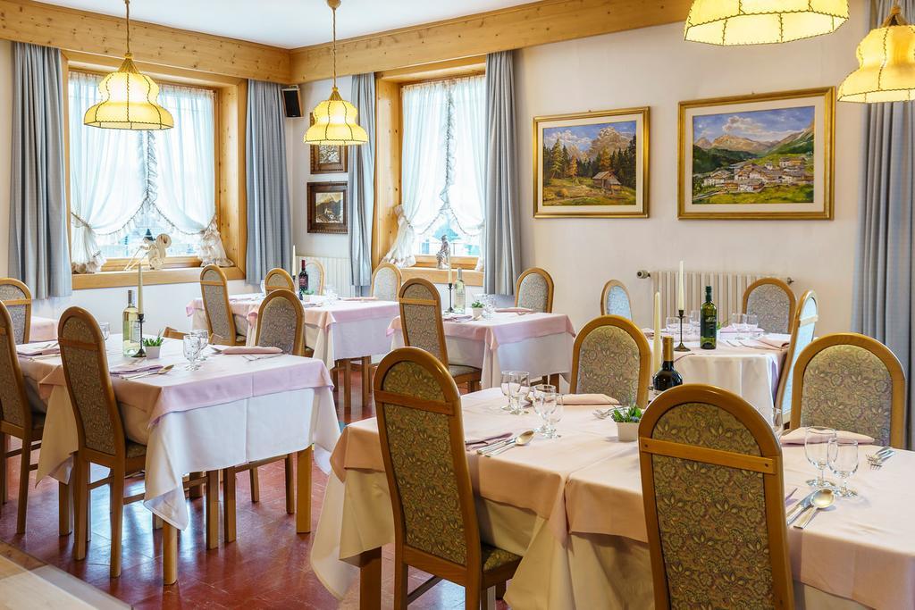 Hotel Roma San Vito di Cadore Eksteriør billede