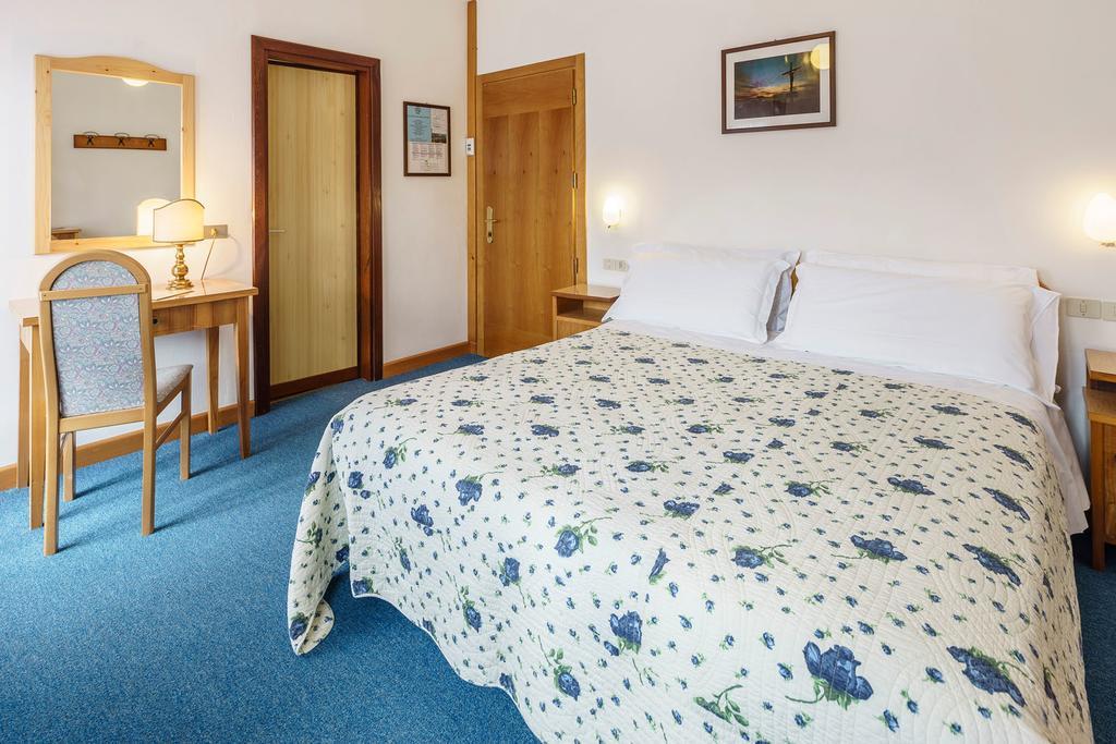 Hotel Roma San Vito di Cadore Værelse billede