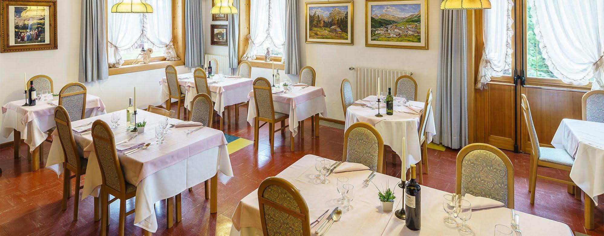 Hotel Roma San Vito di Cadore Eksteriør billede
